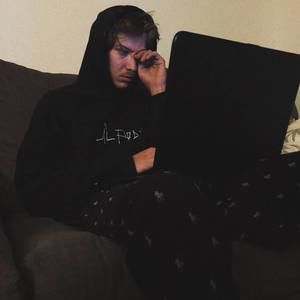 Meet your Posher, Savior